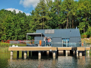 Unique vacation home on the water